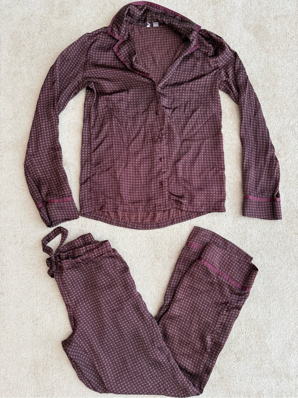 Nordstrom Women's Plum Dot Satin Pajama Set